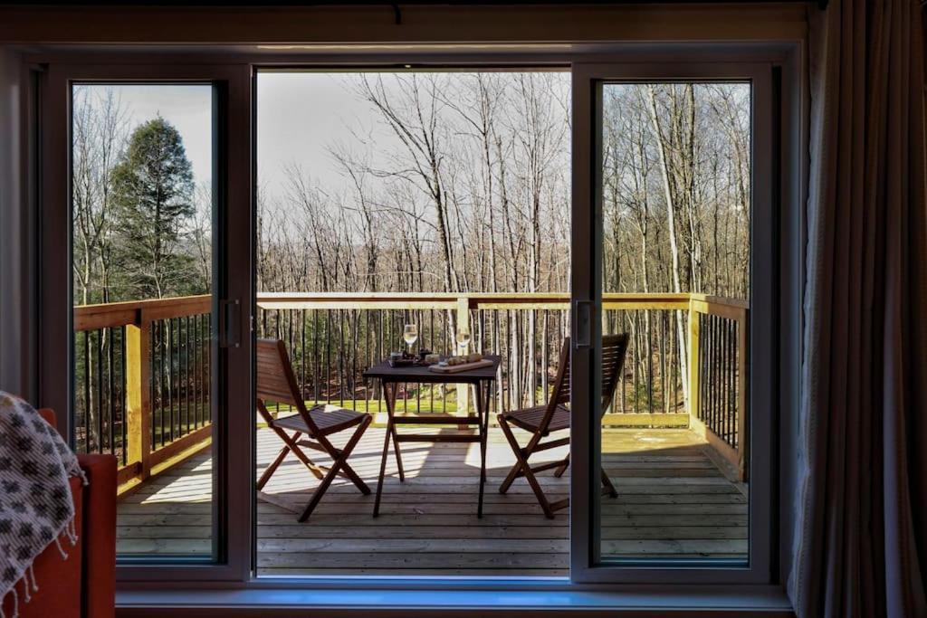 Chalet Woodpecker Lodge - Chaleureux Avec Foyer. Orford Luaran gambar
