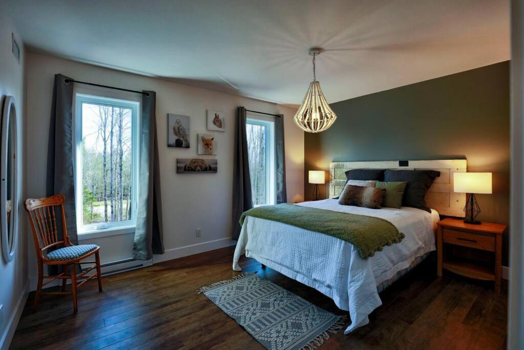 Chalet Woodpecker Lodge - Chaleureux Avec Foyer. Orford Luaran gambar